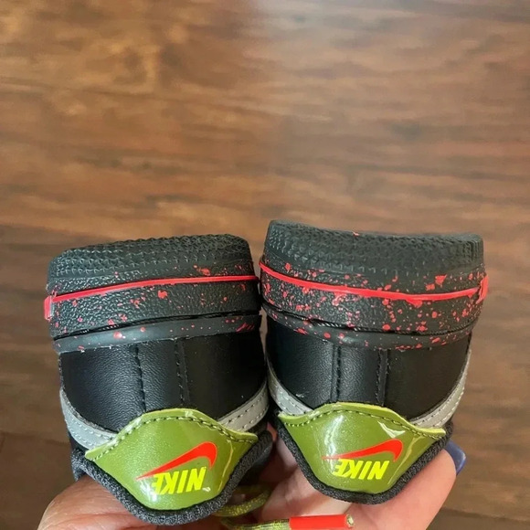 Nike Air Force 1 Black Asparagus Toddlers Shoe Size 5c- NWOT - Picture 7 of 10